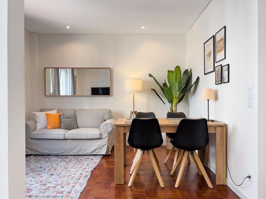 Appartement Olaias Lisbon 2 Bed Near Metro 2 Extérieur photo