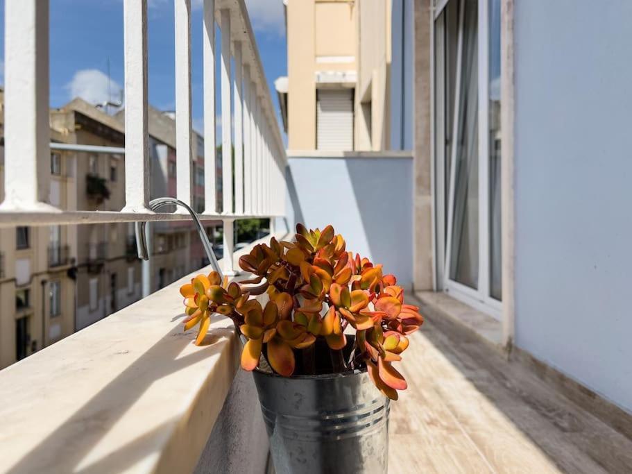 Appartement Olaias Lisbon 2 Bed Near Metro 2 Extérieur photo